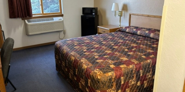 Single motel room, 1 bed Martin, SD